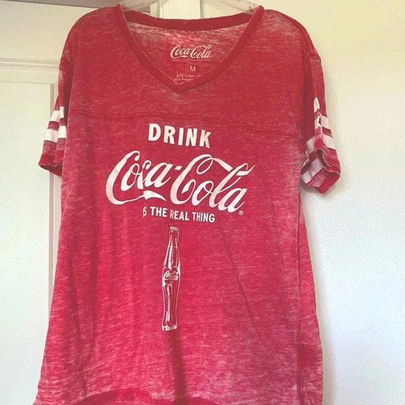 Coca Cola Women's Size M Cotton Tee - Picture 1 of 5